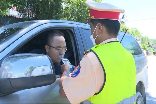 Xử lý nghiêm vi phạm nồng độ cồn: Tạo thành ý thức, thói quen của người tham gia giao thông