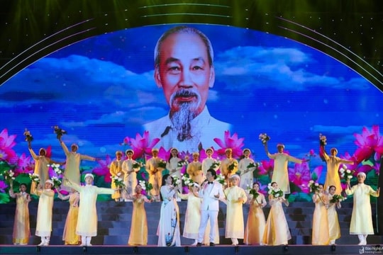 Nghệ An: Nhiều hoạt động đặc sắc tại Lễ hội Làng Sen năm 2024