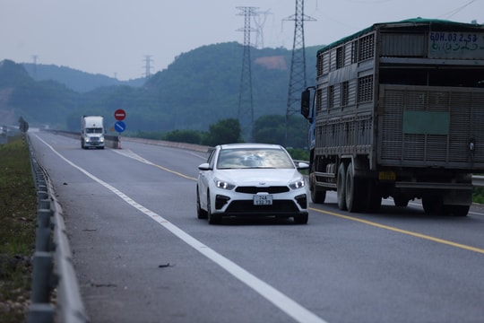 TT-Huế: Không đồng ý phương án phân luồng  trên cao tốc Cam Lộ - La Sơn