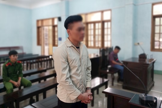 Đi tù vì trộm xe biển xanh của công an tỉnh