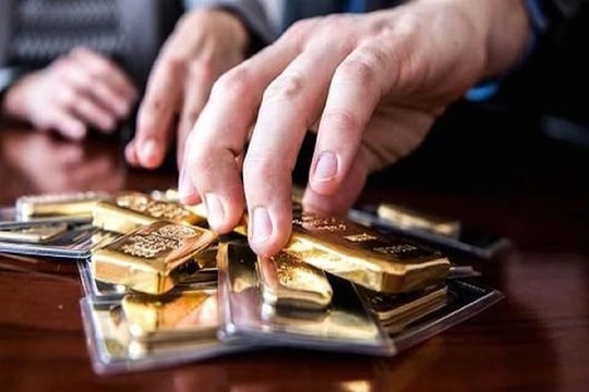 Giá vàng hôm nay 6/4: Chuyên gia khuyến cáo không nên lướt sóng