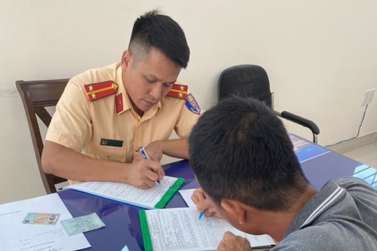 Bình Dương: Xử phạt tài xế xe ben chạy ngược chiều trên đường vành đai 4