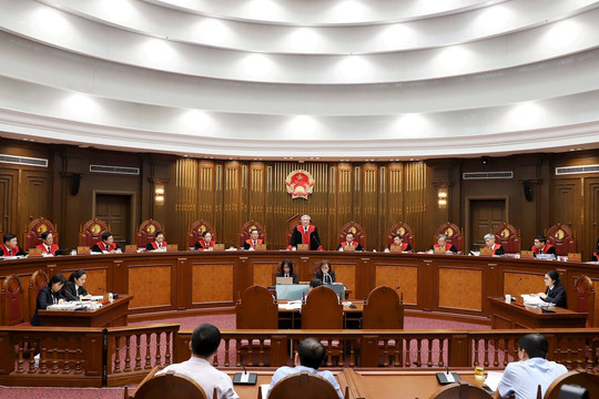 Phiên họp toàn thể tháng 4/2024 của Hội đồng Thẩm phán