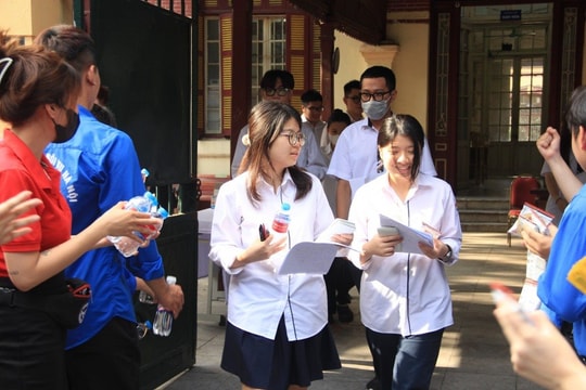 Hơn 100.000 học sinh THPT Hà Nội thi thử tốt nghiệp