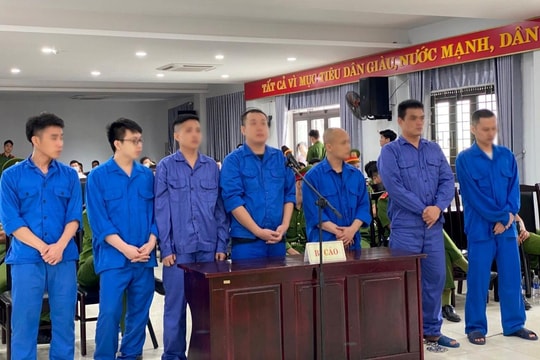 Giải quyết mâu thuẫn bằng đao, nhóm bị cáo lĩnh 75 năm tù
