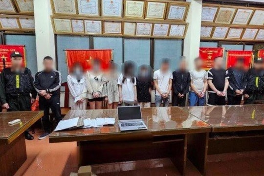 Bắt quả tang nhóm đối tượng sử dụng ma túy trong phòng hát