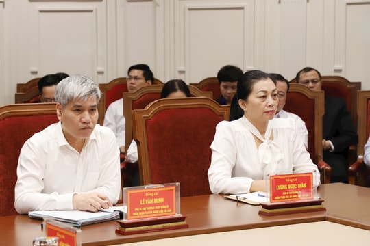 Đảng ủy TANDTC tham gia trực tuyến Hội nghị thông tin chuyên đề Quý I/2024