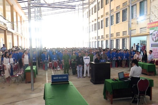 TAND huyện Quan Sơn tổ chức xét xử lưu động 2 vụ án về ma túy