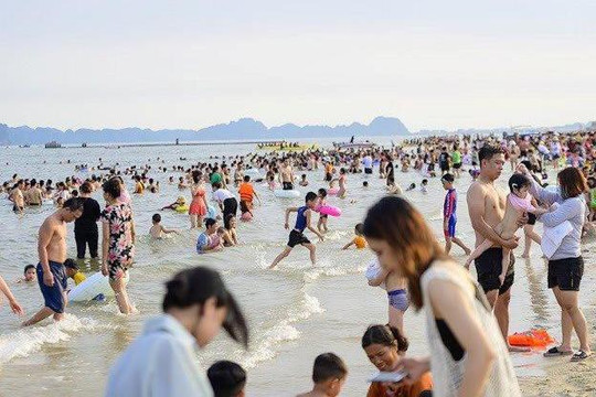 100% các Bộ, ngành nhất trí với phương án nghỉ 5 ngày dịp 30/4-1/5