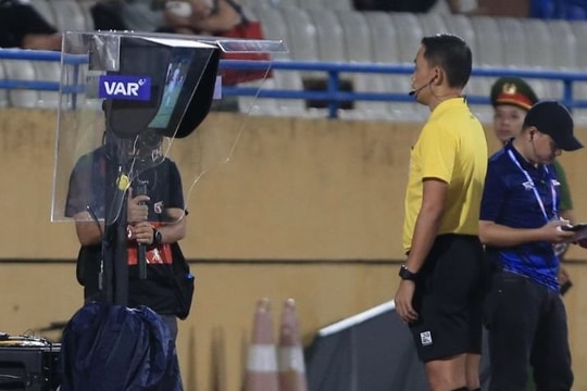 VAR có thể được áp dụng ở mọi trận đấu tại V-League 2024/25