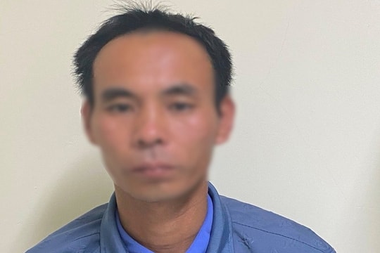 Khởi tố người đàn ông tự mở lối qua đường sắt gây tai nạn