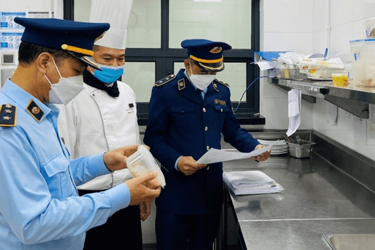 Triển khai công tác hậu kiểm an toàn thực phẩm năm 2024