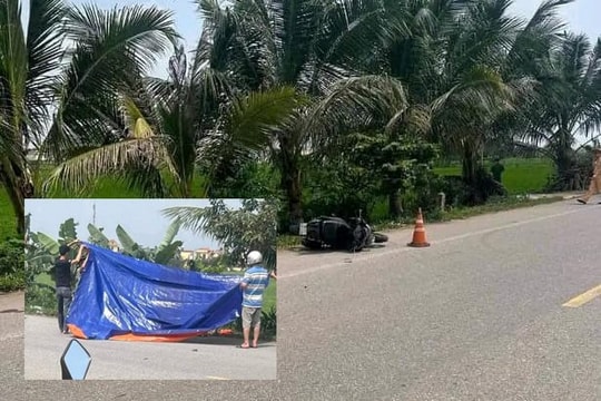 Xe máy va chạm xe bán tải, 2 nữ sinh viên tử vong