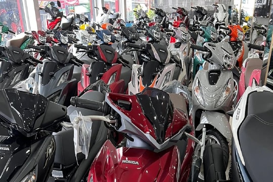 Mỗi phút có 4,6 xe máy mới bán ra thị trường Việt Nam