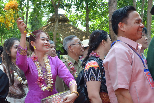Tết cổ truyền Bunpimay tại huyện Buôn Đôn, tỉnh Đắk Lắk