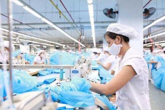 Bộ Nội vụ thống nhất thời điểm tăng lương tối thiểu vùng từ 1/7/2024