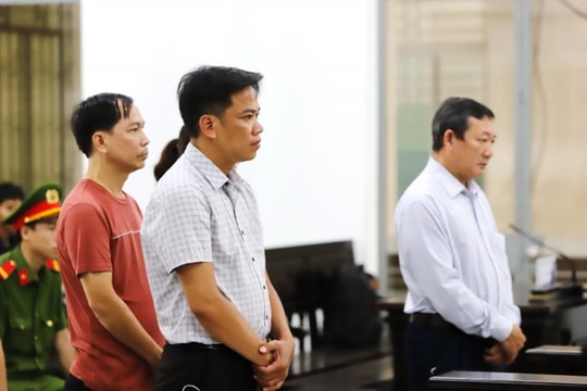Cựu Giám đốc CDC Khánh Hòa lĩnh 42 tháng tù