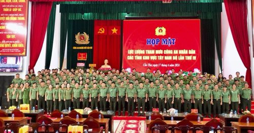 Họp mặt lực lượng Tham mưu Công an 13 tỉnh, thành phố khu vực Tây Nam Bộ