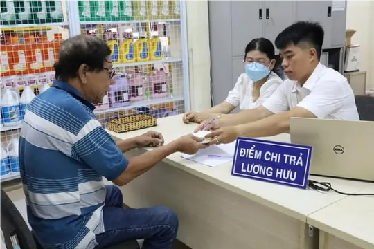 5 tỉnh, thành thí điểm chi trả lương hưu, trợ cấp không dùng tiền mặt