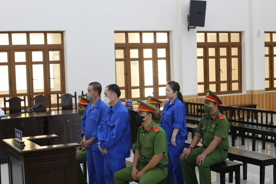 Thanh toán trước thi công khiến Chủ tịch, kế toán xã lĩnh án