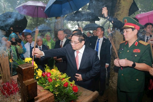 Thủ tướng Chính phủ Phạm Minh Chính dâng hương Giỗ Tổ Hùng Vương năm 2024