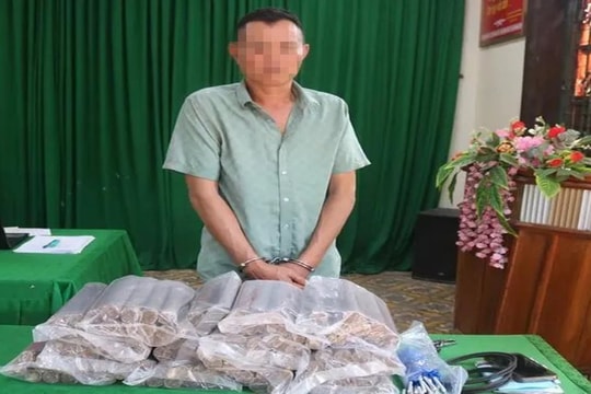 Nghệ An: Bắt 2 đối tượng vận chuyển gần 25 kg thuốc nổ