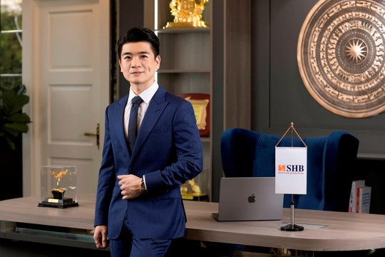 Thấy gì sau động thái đăng ký mua cổ phiếu SHB của Phó Chủ tịch Đỗ Quang Vinh?