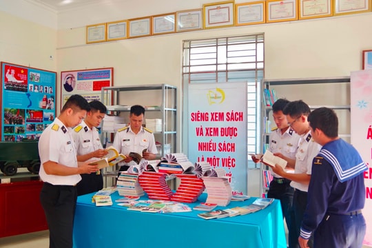Lữ đoàn 682 – Vùng 4 Hải quân không ngừng lan tỏa văn hóa đọc sách