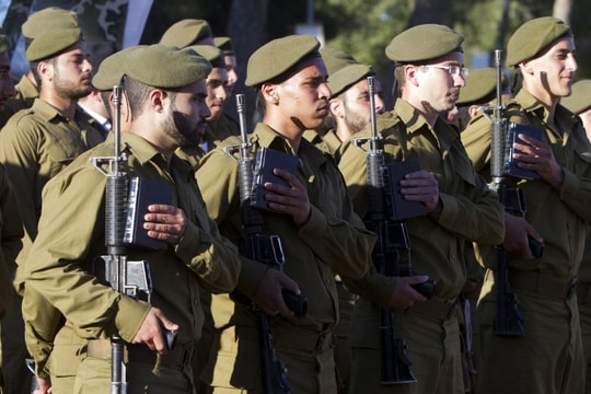Lãnh đạo phe đối lập Israel nói lệnh trừng phạt của Mỹ là một 'sai lầm'