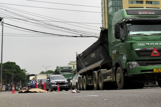 Nghệ An: Tai nạn giao thông đặc biệt nghiêm trọng tại ngã tư Diễn Châu