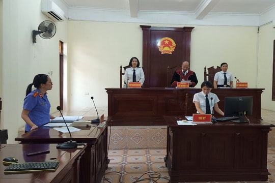 Đến nhà bạn chơi rồi cùng nhau sử dụng ma túy