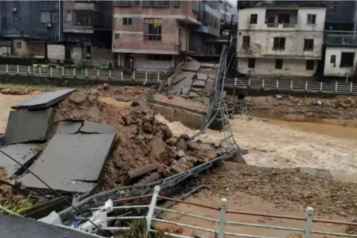 Gấp rút tiếp cận vùng thiệt hại do lũ lụt ở Quảng Đông, Trung Quốc