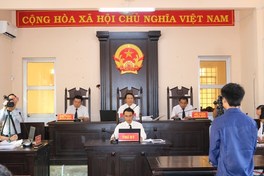 TAND thị xã Vĩnh Châu tổ chức phiên tòa rút kinh nghiệm vụ án hình sự