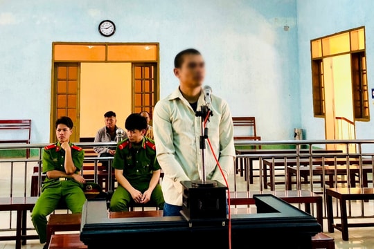 Chém bạn nhậu trọng thương vì không tìm được điện thoại