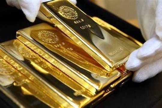 Giá vàng hôm nay 25/4: SJC lao dốc sát giờ đấu thầu