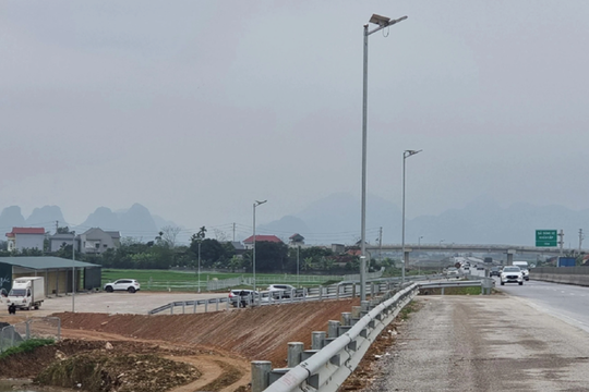 Các trạm dừng nghỉ tạm trên tuyến cao tốc Bắc - Nam phía Đông đã hoàn thành