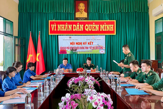 Ký kết kế hoạch phối hợp thực hiện Chương trình “Tiết học biên cương”