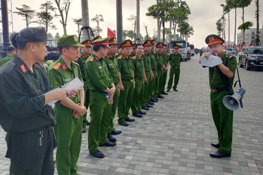 Huy động hàng nghìn cán bộ, chiến sĩ phục vụ khai mạc du lịch Sầm Sơn