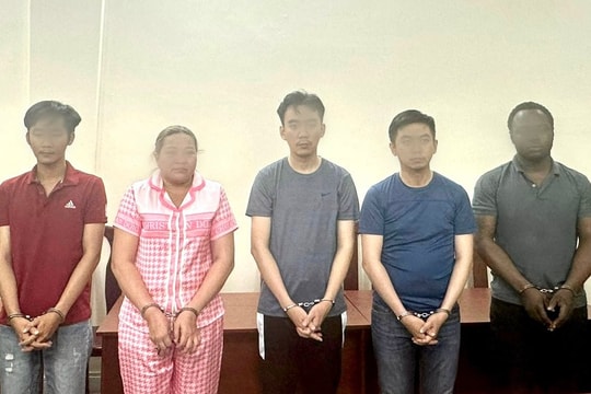 Phá đường dây “Rửa tiền","Vận chuyển trái phép tiền tệ qua biên giới”