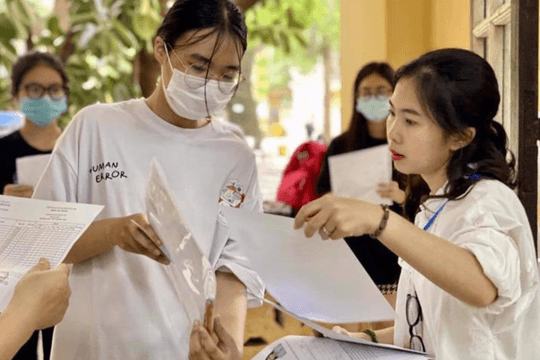 Hà Nội công bố 30 điểm nộp phiếu đăng ký dự thi tốt nghiệp THPT 2024