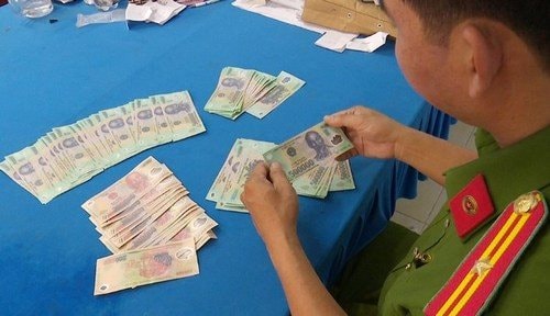 Triệt phá đường dây in tiền giả quy mô lớn