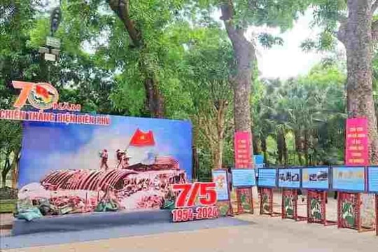 Khu di tích Kim Liên khai mạc triển lãm 'Âm vang Điện Biên'