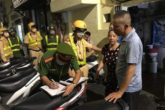 Hà Nội kiểm tra, xử lý điểm trông giữ phương tiện không phép, sai phép