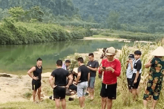 Tắm suối giữa trưa, 3 học sinh Quảng Bình đuối nước