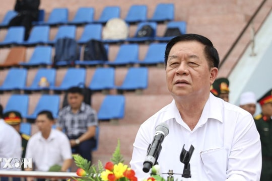 Trưởng Ban Tuyên giáo Trung ương kiểm tra công tác chuẩn bị lễ kỷ niệm tại Điện Biên