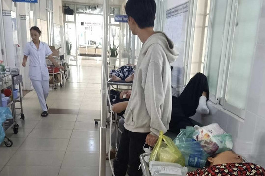 Đồng Nai: Hơn 70 người nhập viện nghi ngộ độc thực phẩm