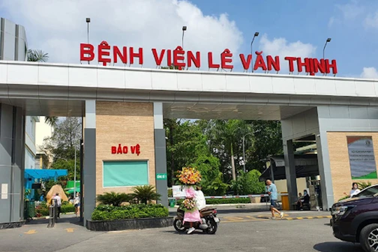 TP.HCM: 15 học sinh nhập viện nghi ngộ độc thực phẩm