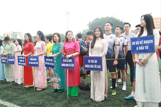 Khai mạc Giải bóng đá nam Công đoàn Viên chức Việt Nam