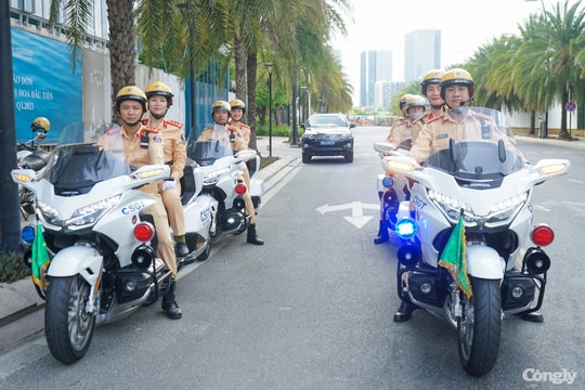 Ngắm Đội CSGT Tuần tra dẫn đoàn Công an TP.HCM