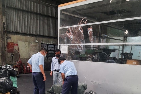TP.HCM: Tạm giữ gần 8 tấn nội tạng động vật không rõ nguồn gốc
